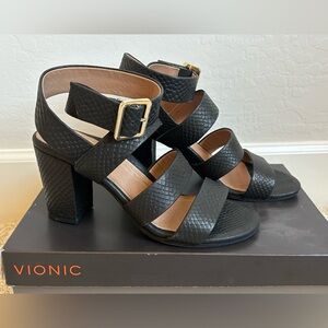 Vionic Perk Blaire black snake sandals